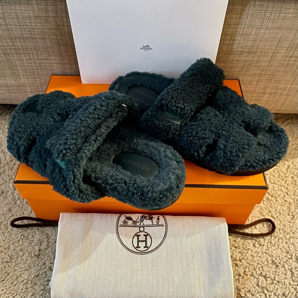 100% authentic Hermes Chypre Sandal